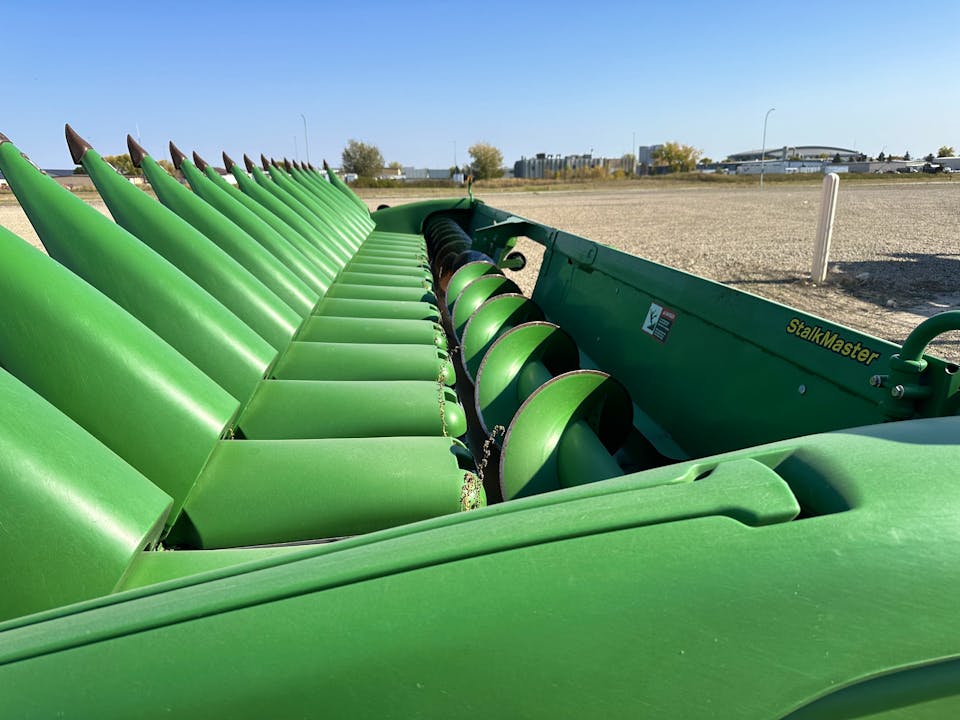 John Deere 618C
