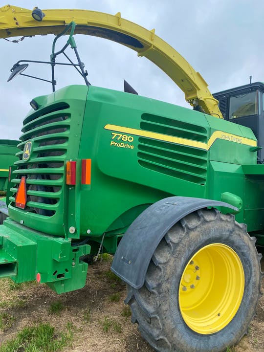 John Deere 7780