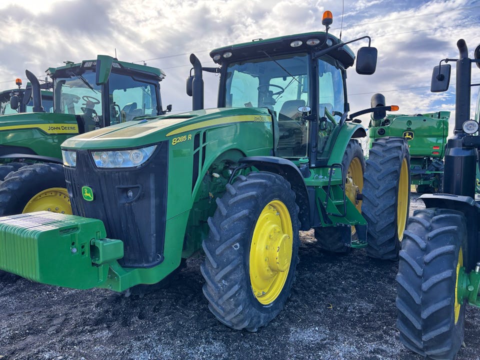 John Deere 8285R