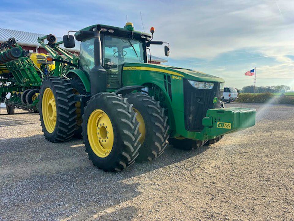 John Deere 8360R
