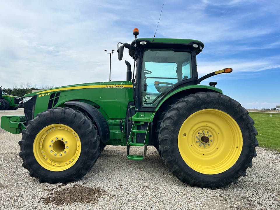 John Deere 8360R