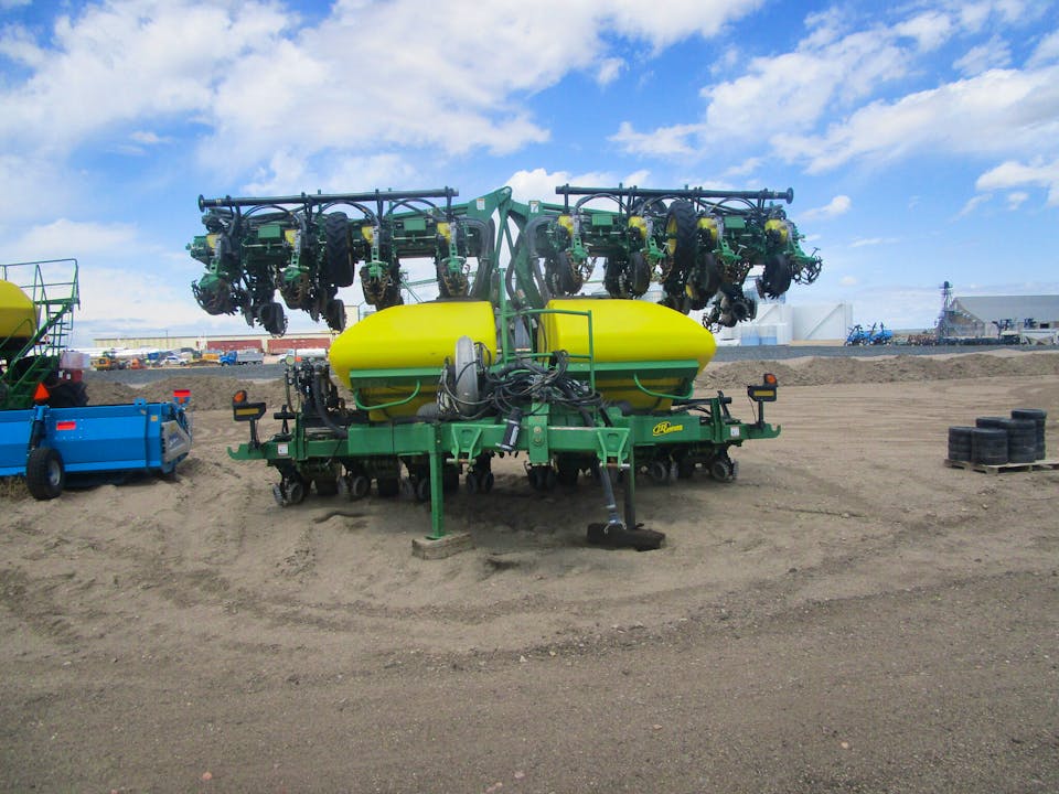 John Deere DR24