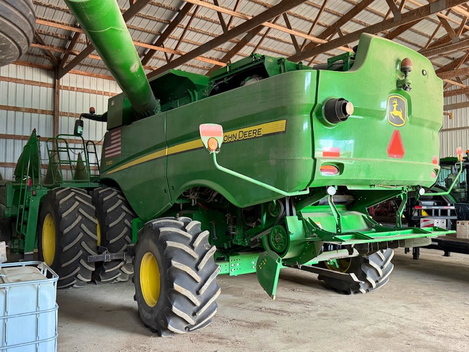 John Deere S680