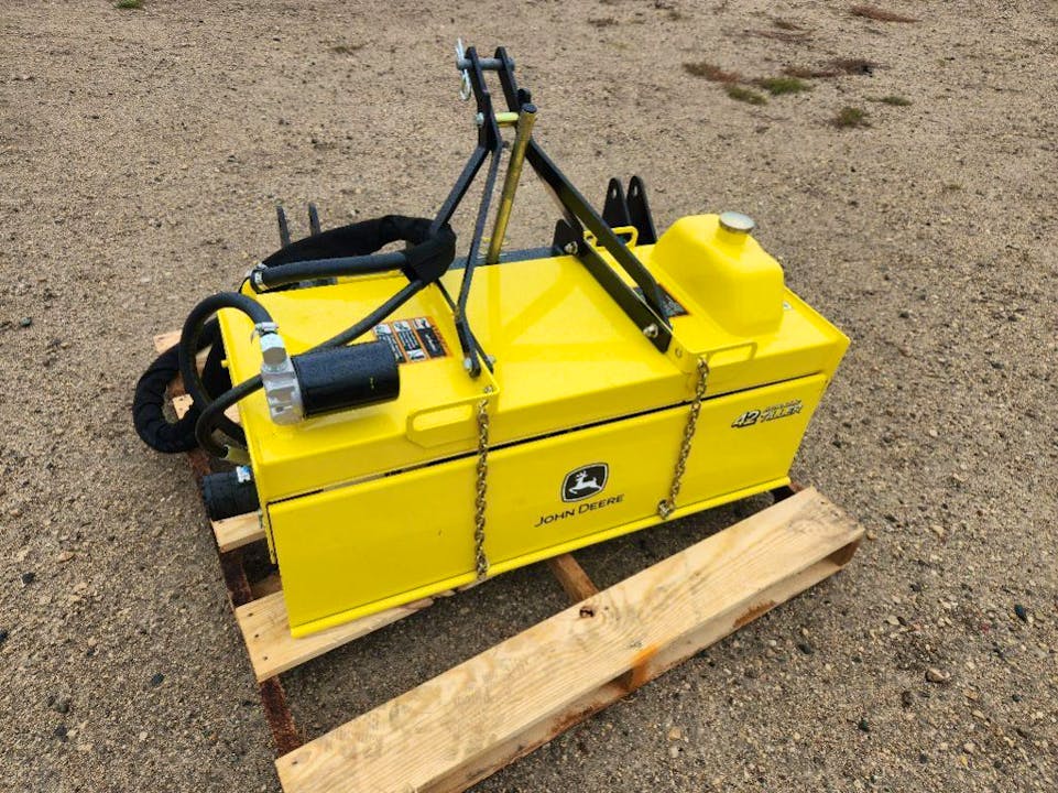 John Deere TILLER42