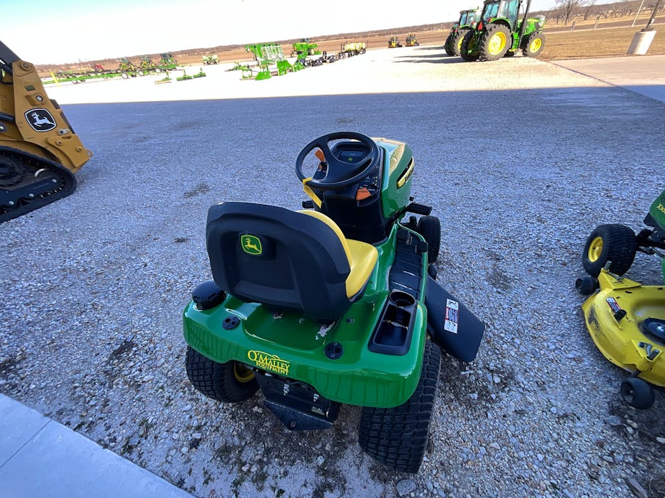 John Deere X304