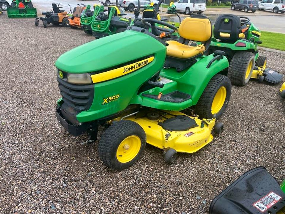 John Deere X500