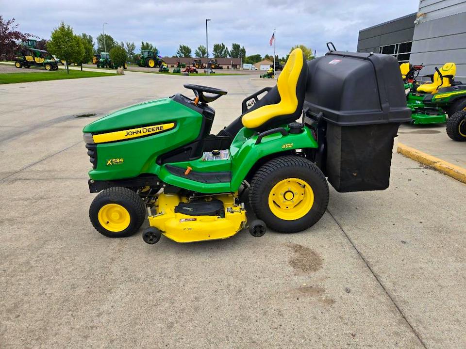John Deere X534A
