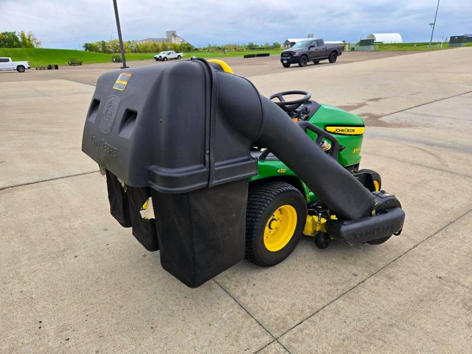 John Deere X534A