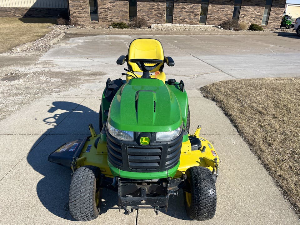 John Deere X730