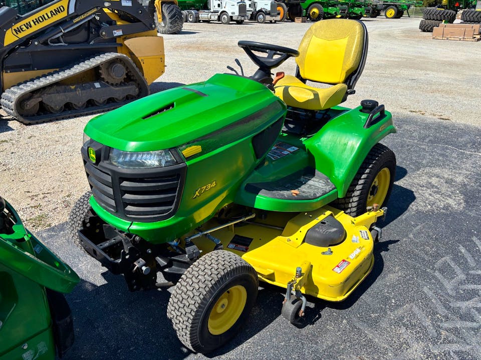 John Deere X734