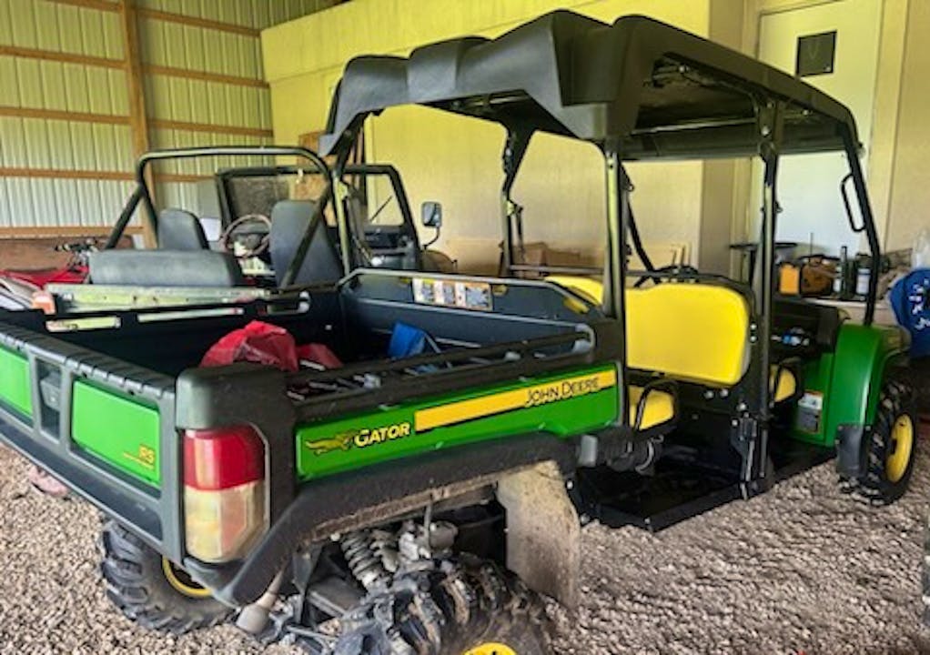John Deere XUV825I S4