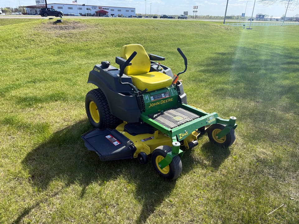 John Deere Z445