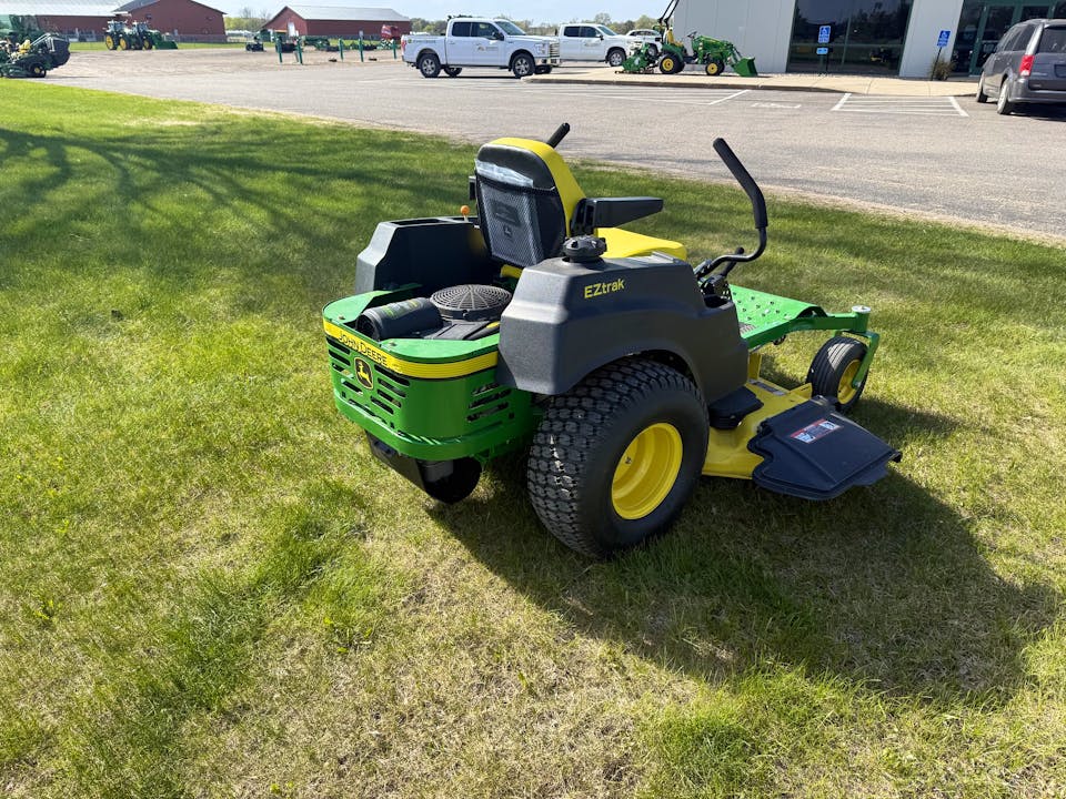 John Deere Z445