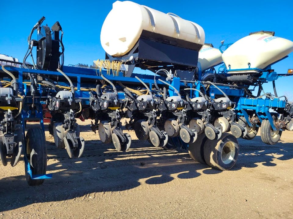KINZE 3800