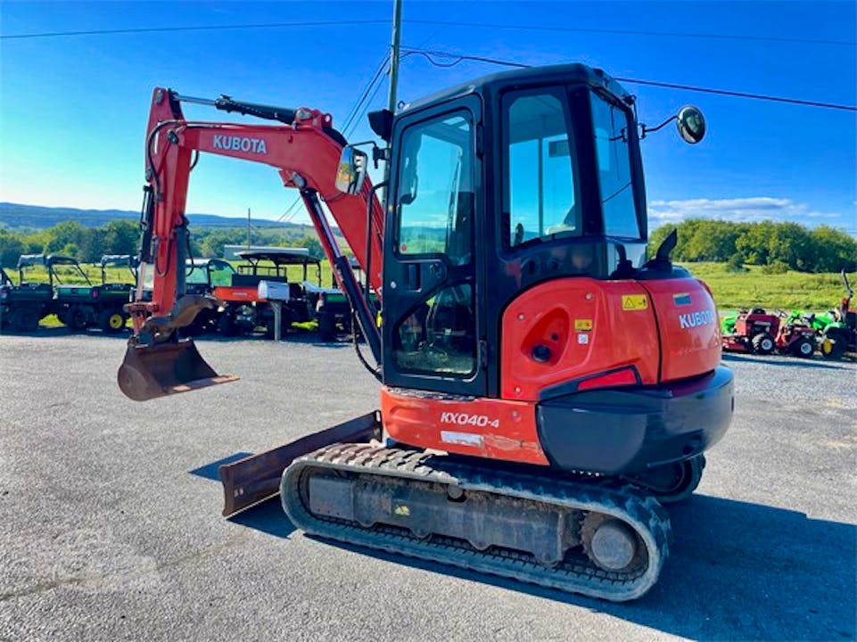 Kubota KX040-4