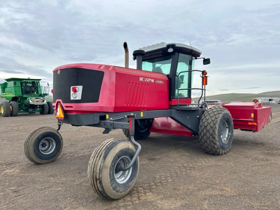 Massey Ferguson WR9770