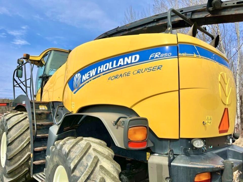 New Holland FR850