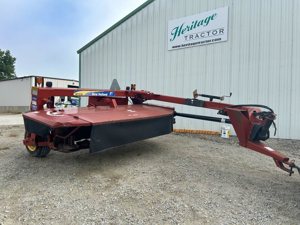 New Holland H7230