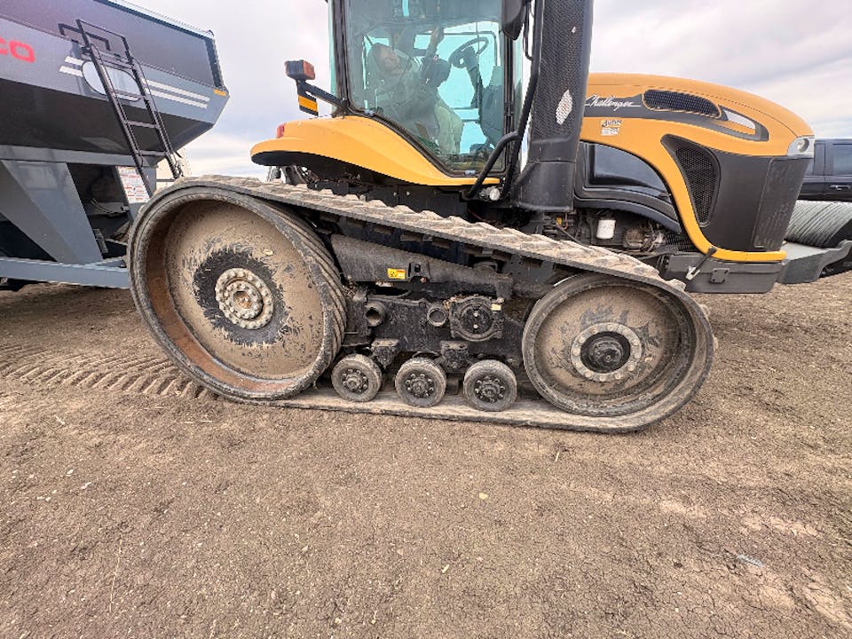 CHALLENGER MT765D