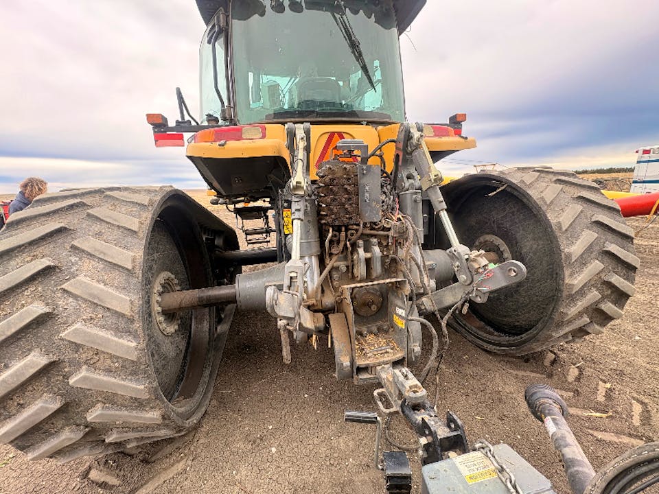 CHALLENGER MT765D
