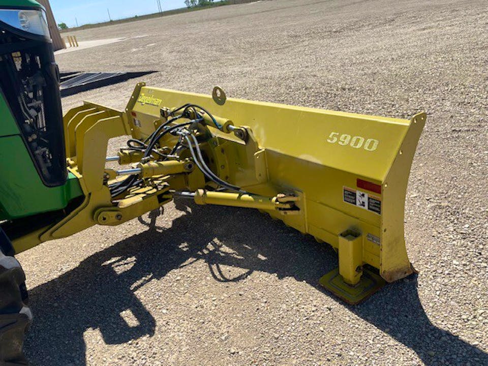 Degelman 5900
