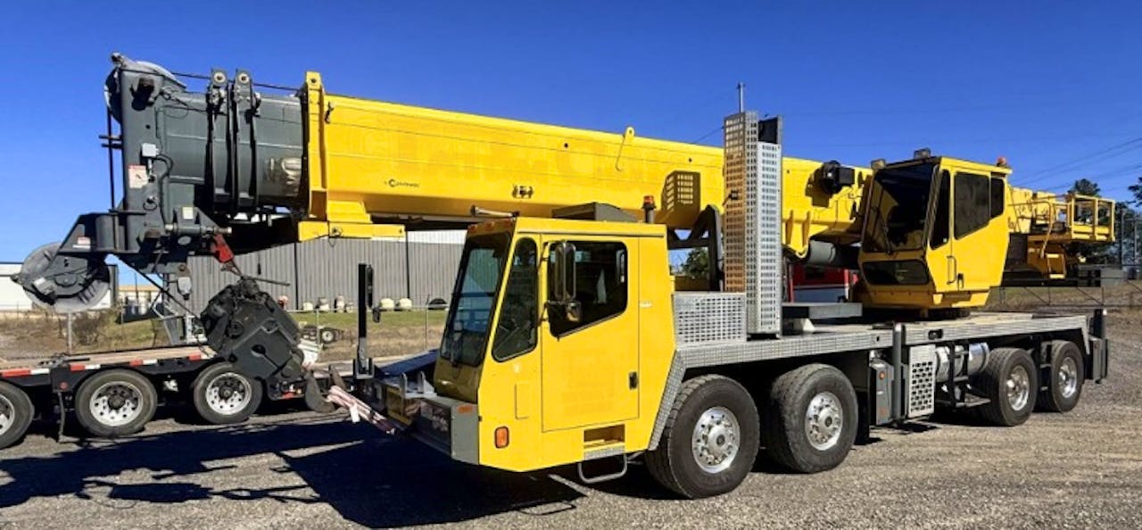 GROVE TMS700E