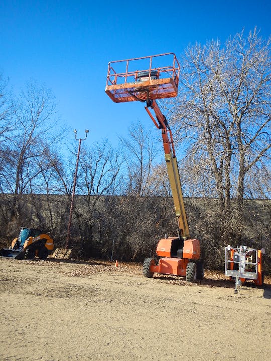 JLG INDUSTRIES 660SJ