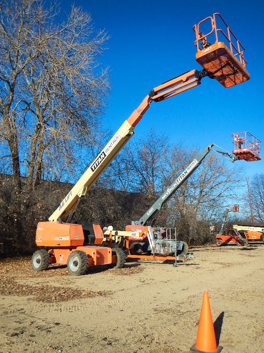 JLG INDUSTRIES 660SJ