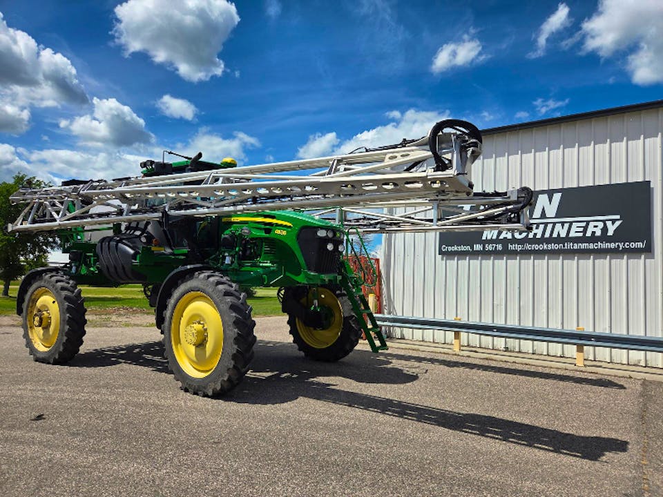 John Deere 4830