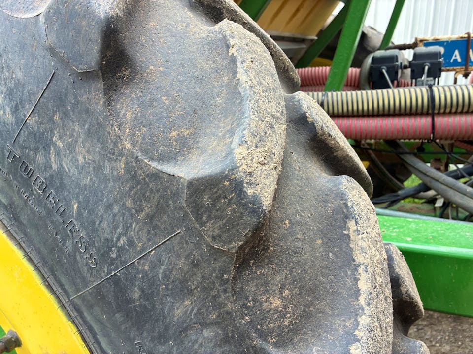 John Deere 2510H