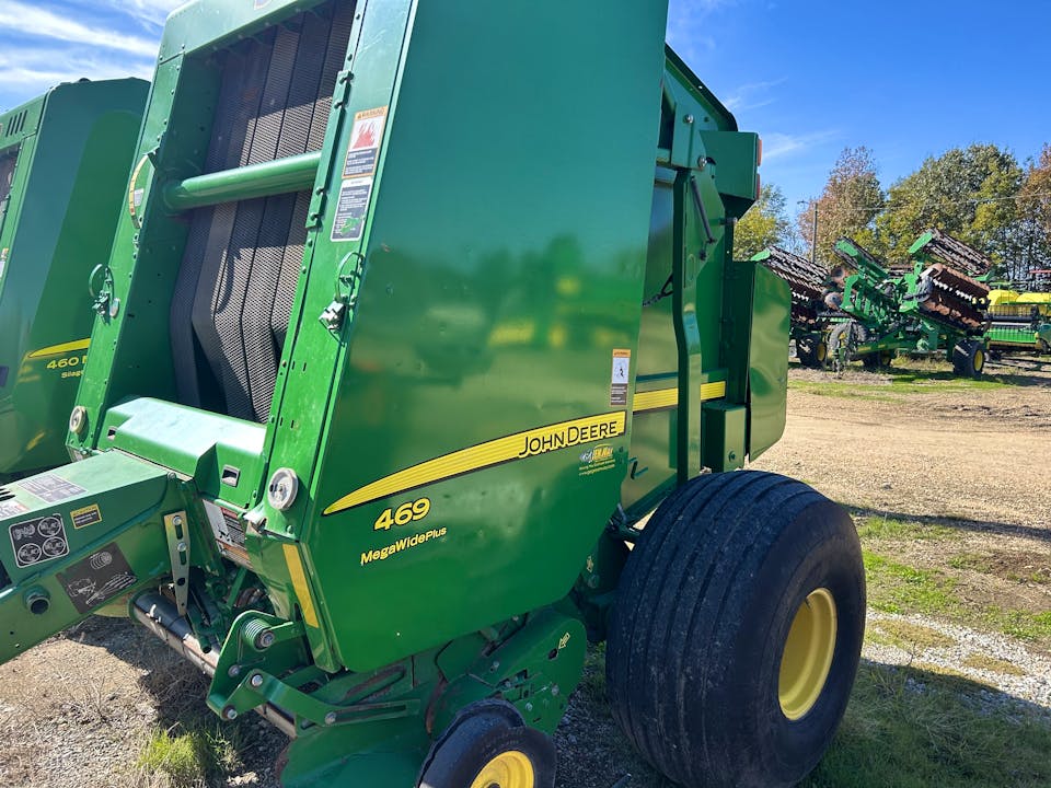 John Deere 469