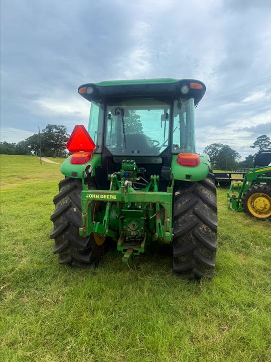 John Deere 5100M