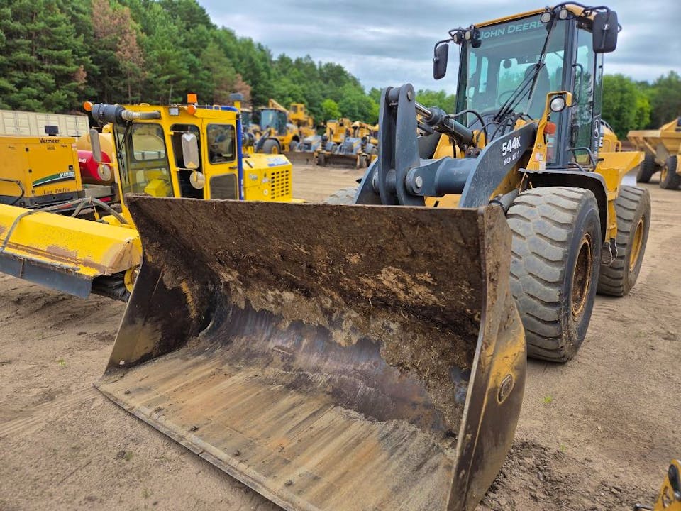 John Deere 544K
