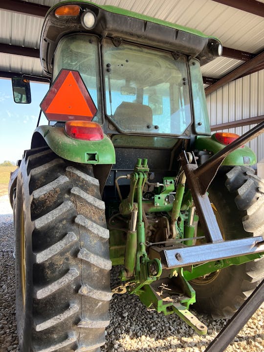 John Deere 6115D