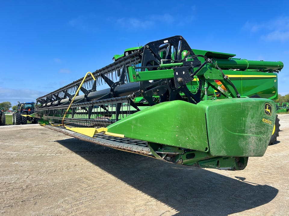 John Deere 635FD