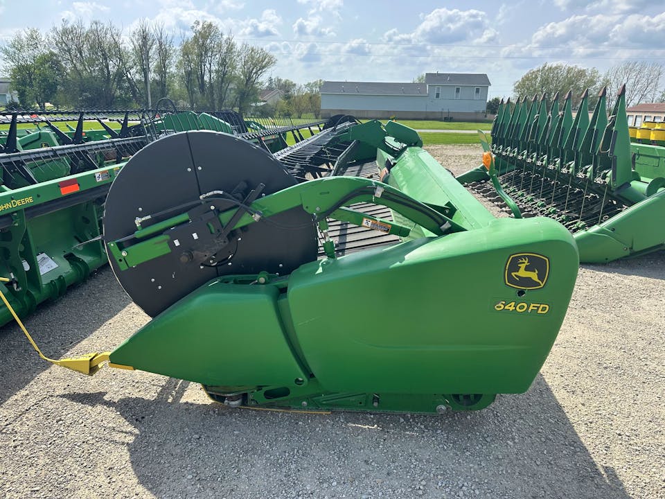 John Deere 640FD
