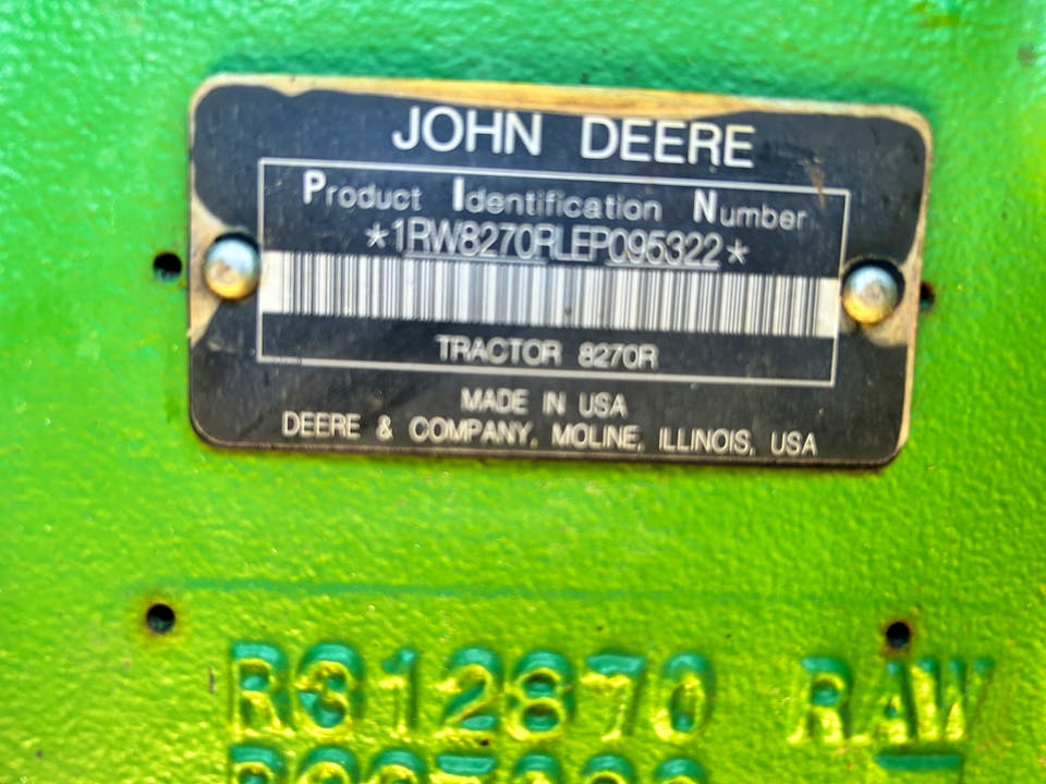 John Deere 8270R