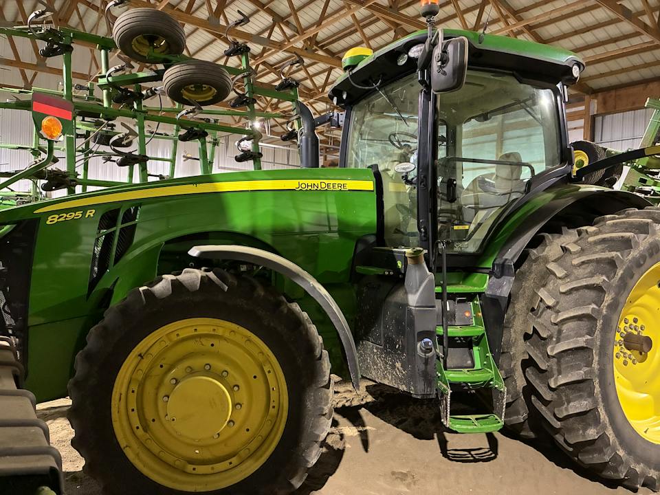 John Deere 8295R