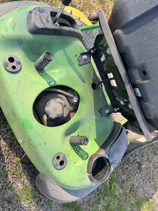 John Deere D140