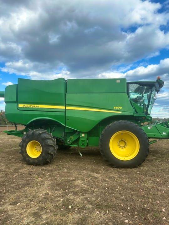2014-john-deere-s670-009043