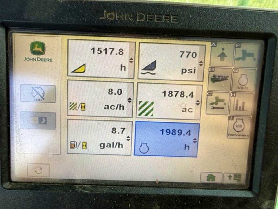 John Deere W235
