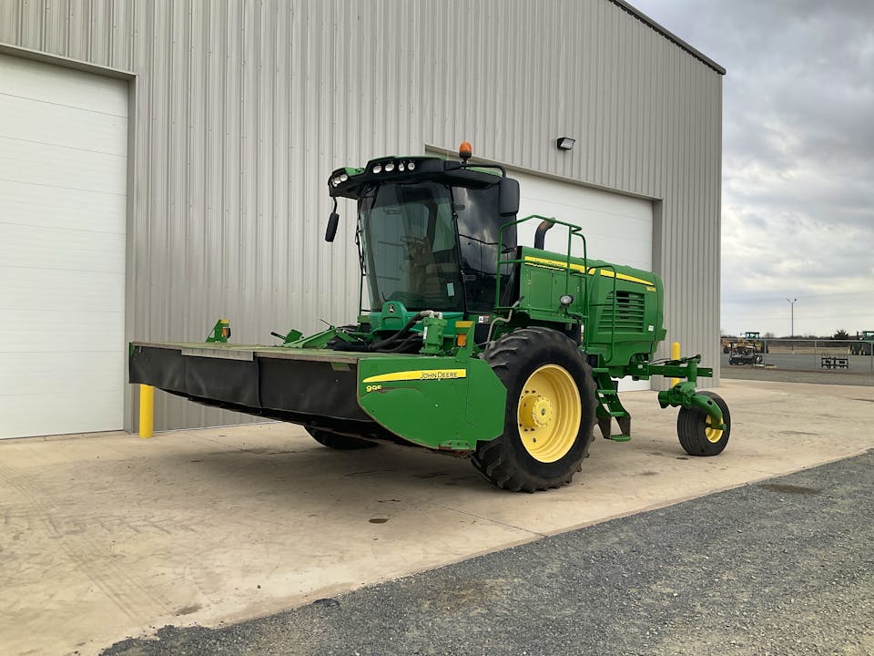 John Deere W235