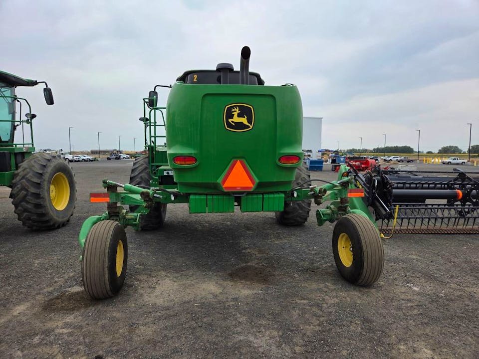 John Deere W235