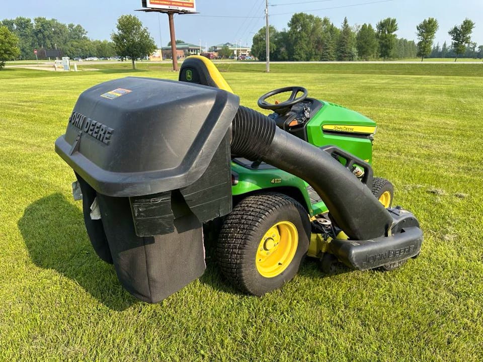 John Deere X534