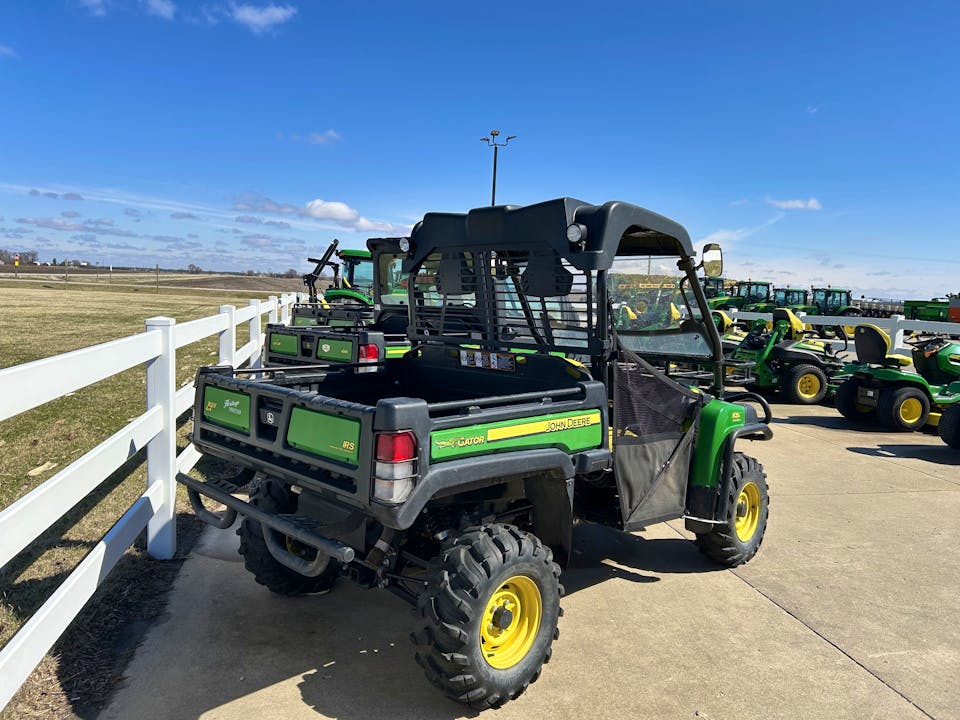 John Deere XUV825I