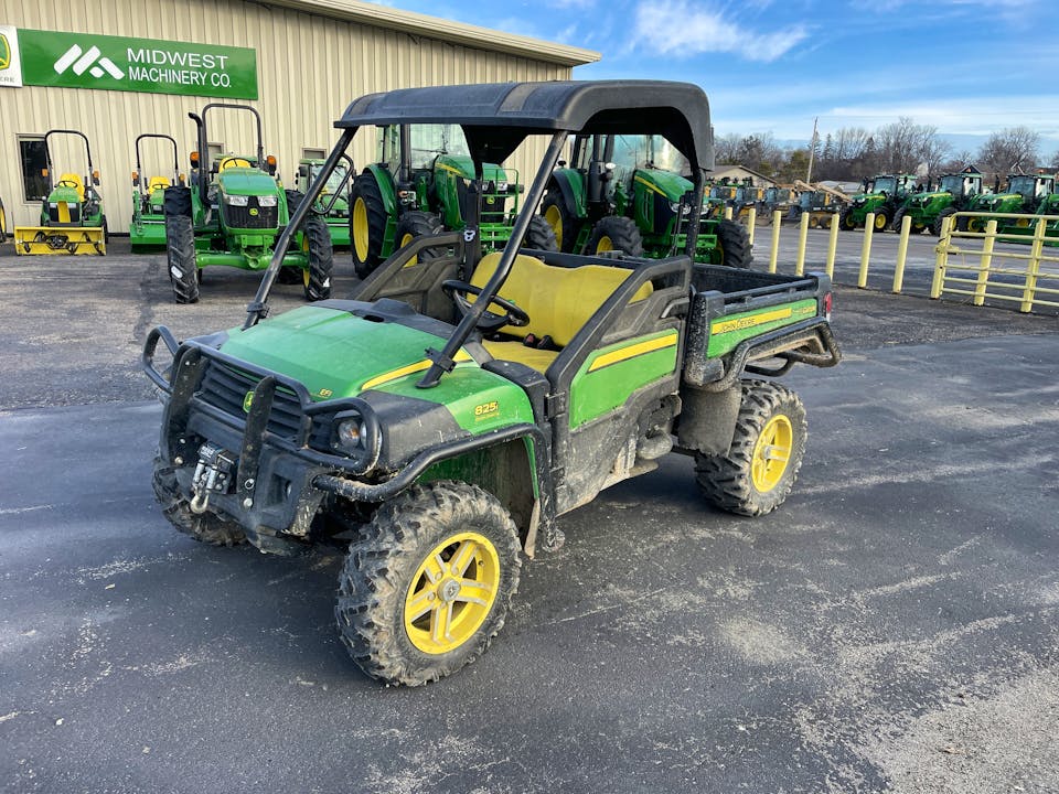 John Deere XUV825i Power Steering