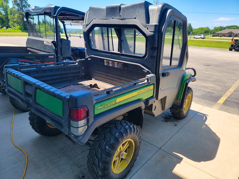 John Deere XUV825i Power Steering