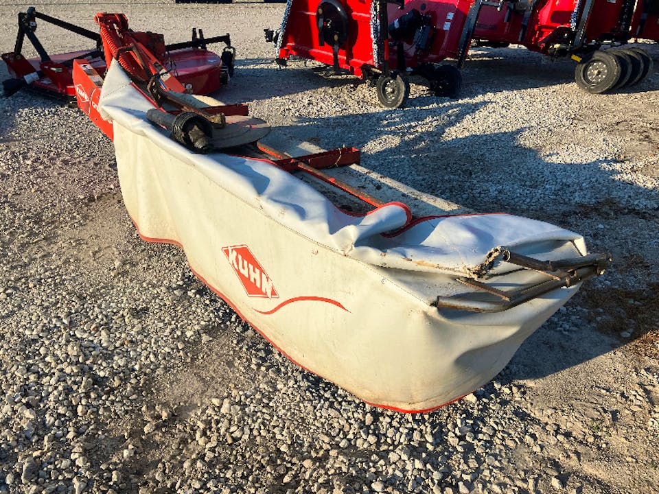 KUHN GMD700