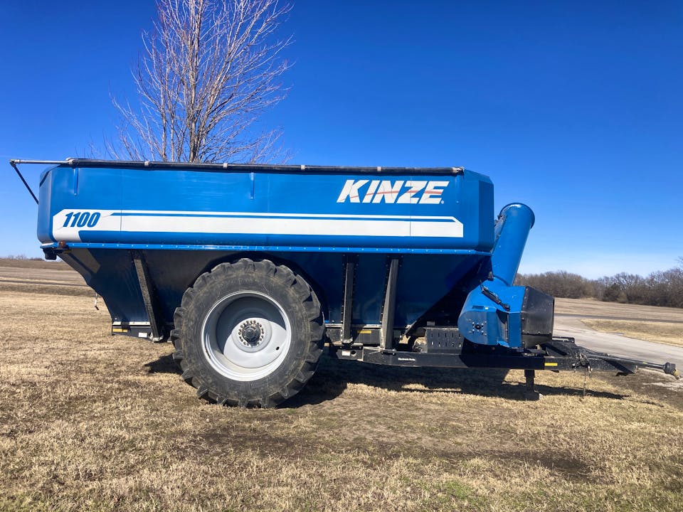 Kinze 1100