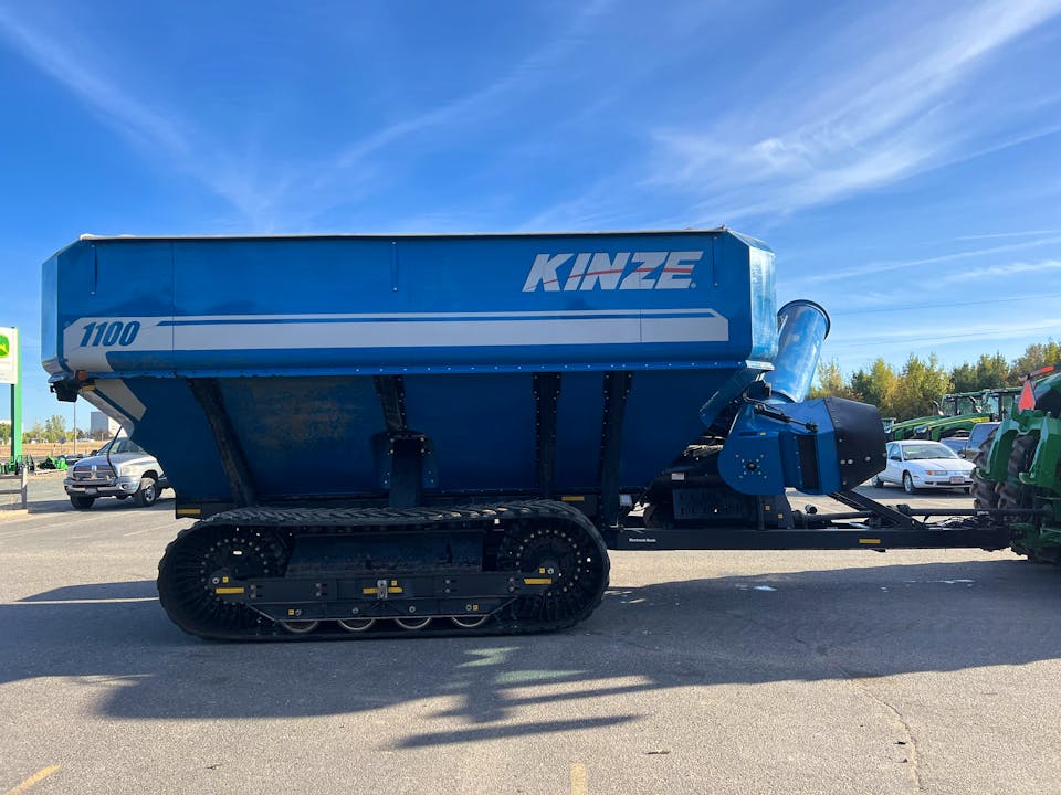 Kinze 1100